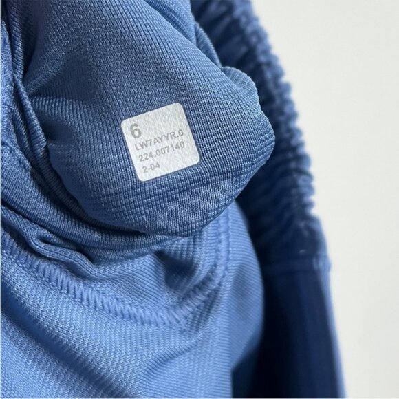 Lululemon NWT Hotty Hot High-Rise Lined Short 2.5" Oasis Blue NWT - Picture 6 of 8